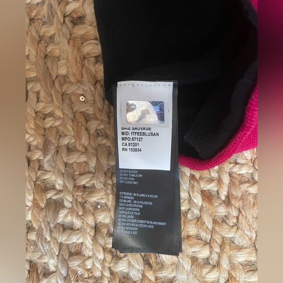 CANADA GOOSE Wool Logo Patch Knitted Beanie - Unisex - NEW - Picture 3 of 4